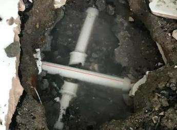 长白阳台漏水维修公司为您分享楼上楼下漏水怎么处理